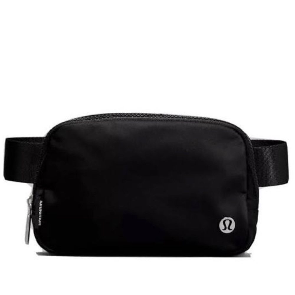 Everywhere Belt Bag